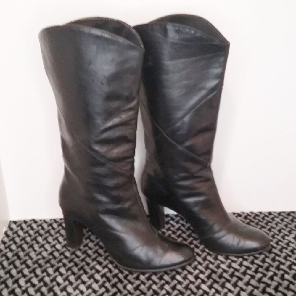 Black boots